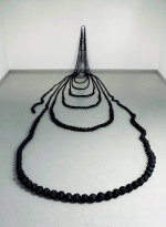 Aleksandra Ska, Spinka II, 2006, false hair, synthetic resin, installation